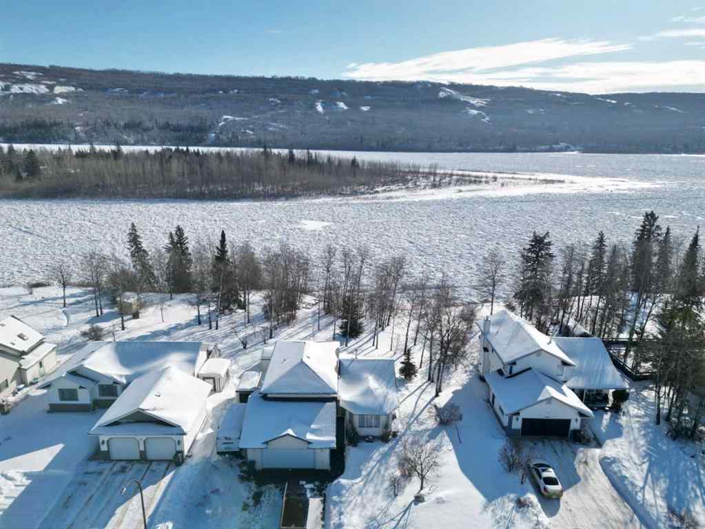 MLS® A2196477 - 12717 92 Street  in Shaftesbury Estates Peace River, Residential