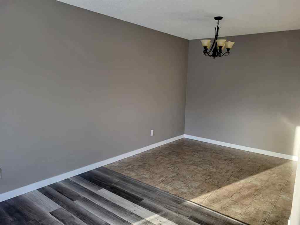 MLS® A2196486 - 9220 112 A Avenue  in Mountview Grande Prairie, Residential