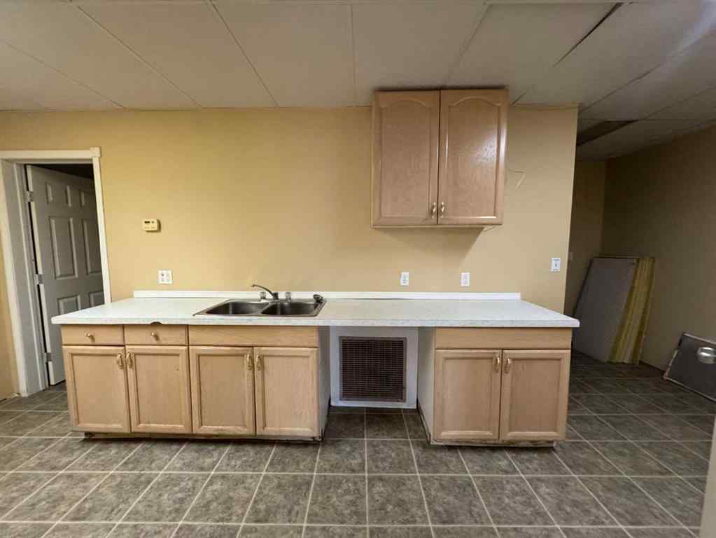 MLS® A2196505 - 116 Centre Street N in NONE Sundre, Commercial