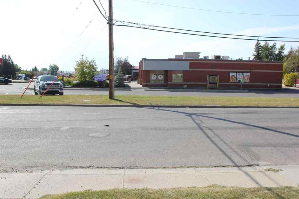 MLS® A2196517 - 4517 55 Ave   in NONE Olds, Commercial
