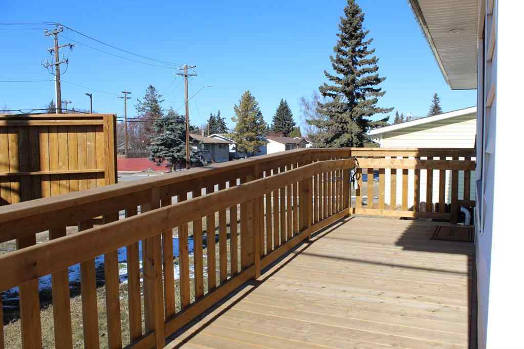 MLS® A2196517 - 4517 55 Ave   in NONE Olds, Commercial