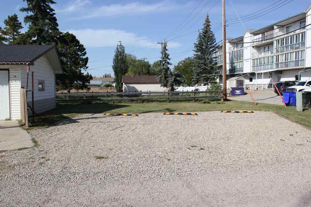 MLS® A2196517 - 4517 55 Ave   in NONE Olds, Commercial
