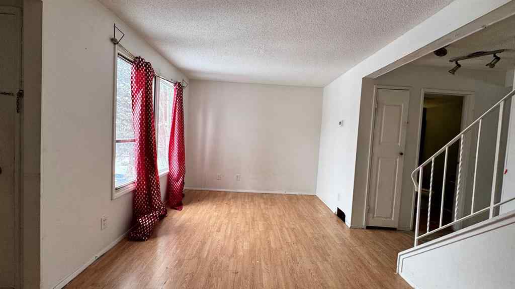 MLS® A2196539 - 6551 Huntsbay Road NW in Huntington Hills Calgary, Residential