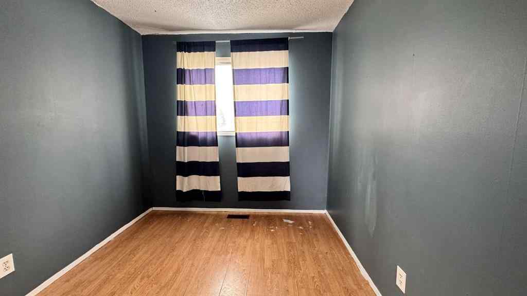MLS® A2196539 - 6551 Huntsbay Road NW in Huntington Hills Calgary, Residential