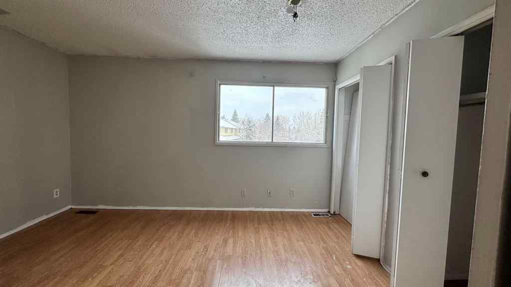 MLS® A2196539 - 6551 Huntsbay Road NW in Huntington Hills Calgary, Residential