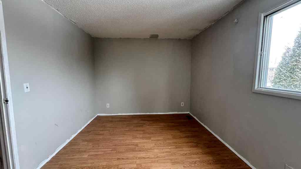 MLS® A2196539 - 6551 Huntsbay Road NW in Huntington Hills Calgary, Residential