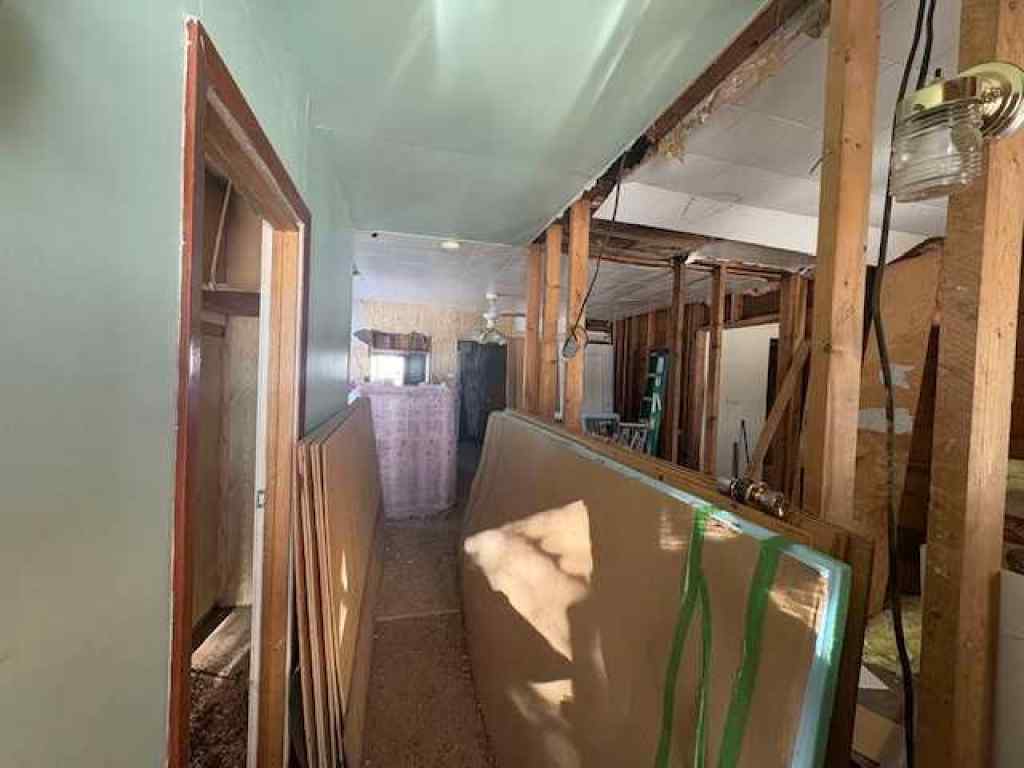 MLS® A2196823 - 4932 48 Street  in Hardisty Hardisty, Residential