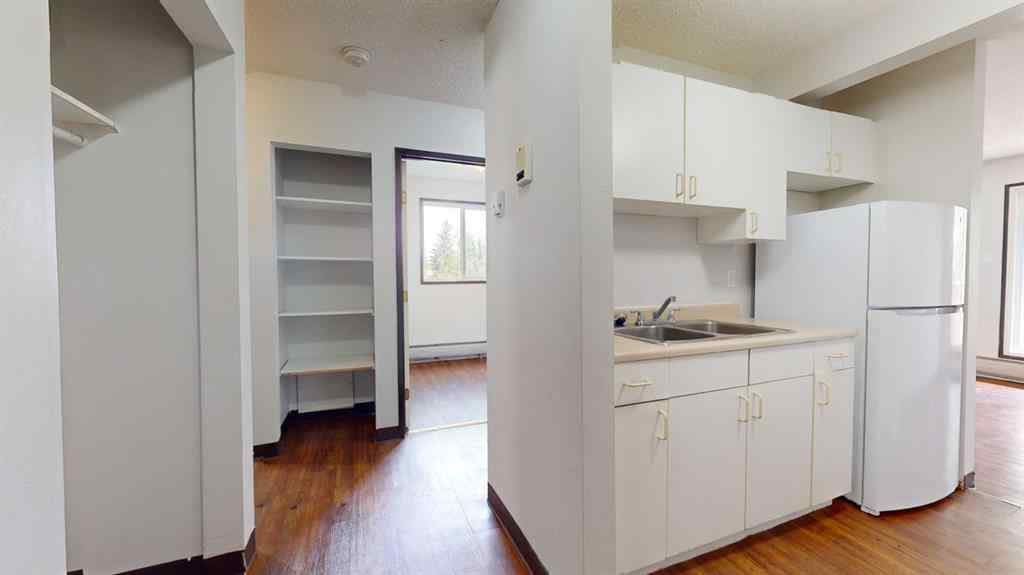 MLS® A2196825 - Unit #204 5117 44 Street  in NONE High Prairie, Rental