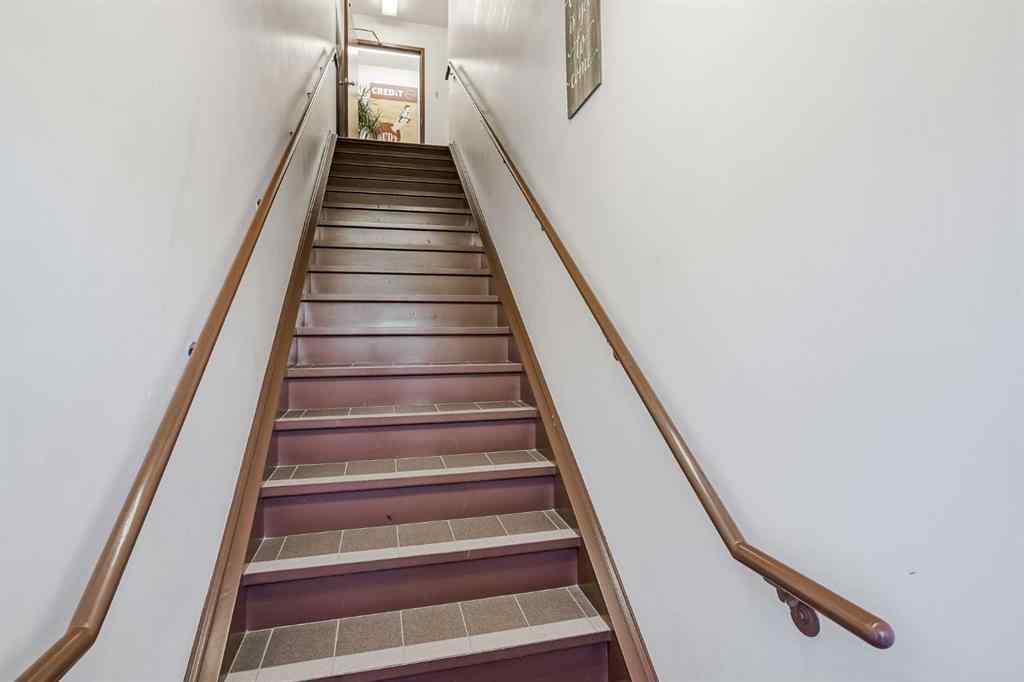 MLS® A2196917 - Unit #25 1725 30 Avenue NE in South Airways Calgary, Commercial