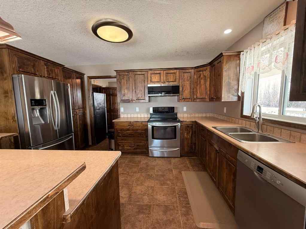 MLS® A2197096 - 65302 Highway 43   in NONE Rural Greenview No. 16, M.D. of, Residential