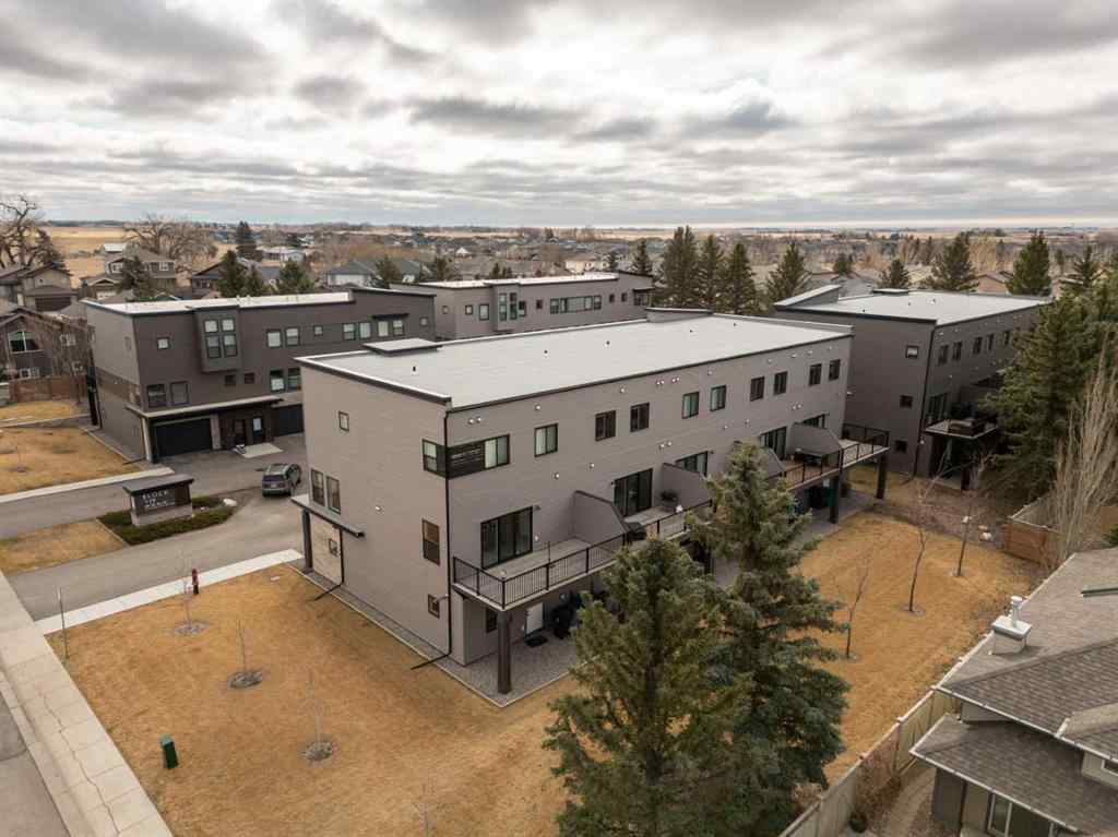 MLS® A2197206 - Unit #4 262 Couleesprings Terrace S   in Southgate Lethbridge, Residential