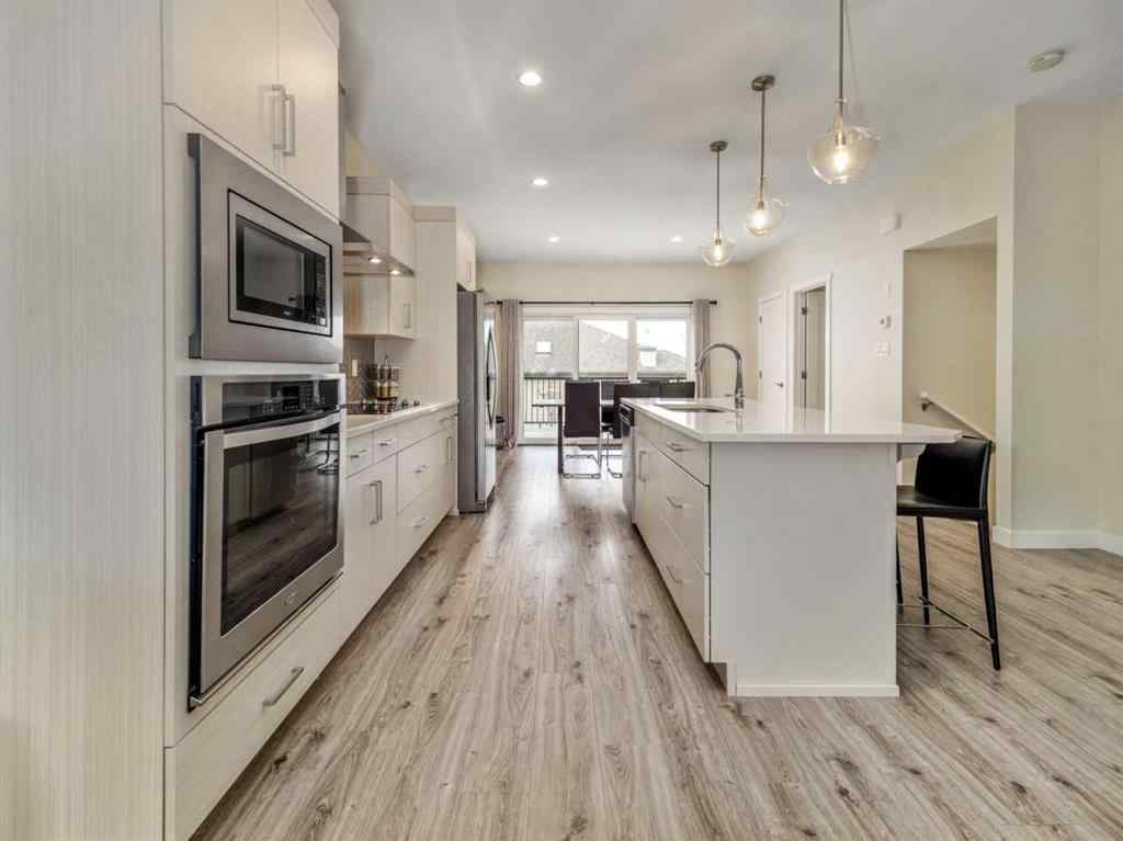MLS® A2197206 - Unit #4 262 Couleesprings Terrace S   in Southgate Lethbridge, Residential