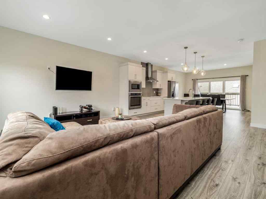 MLS® A2197206 - Unit #4 262 Couleesprings Terrace S   in Southgate Lethbridge, Residential