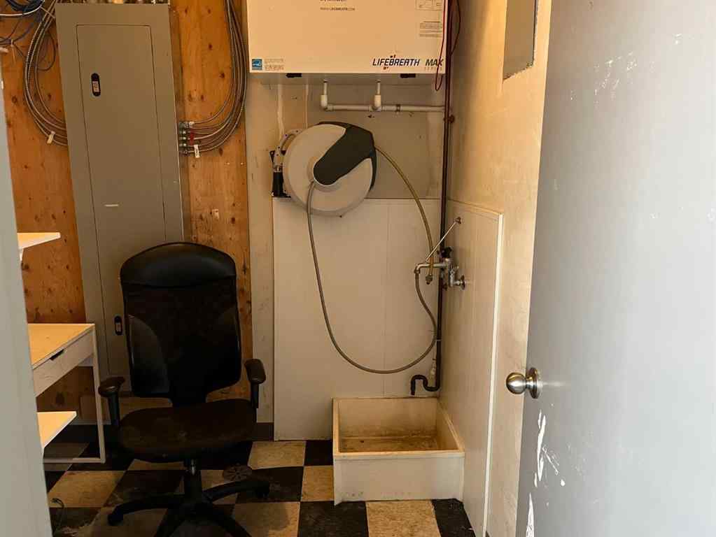MLS® A2197518 - 101, 701 Centre Street SW in Central High River High River, Commercial