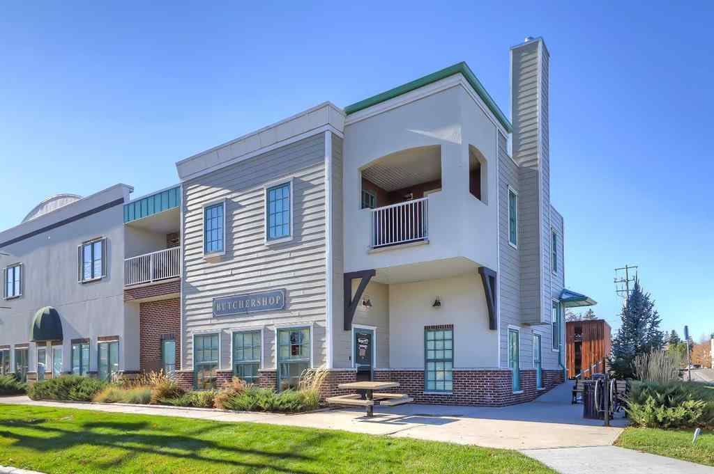 MLS® A2197518 - 101, 701 Centre Street SW in Central High River High River, Commercial