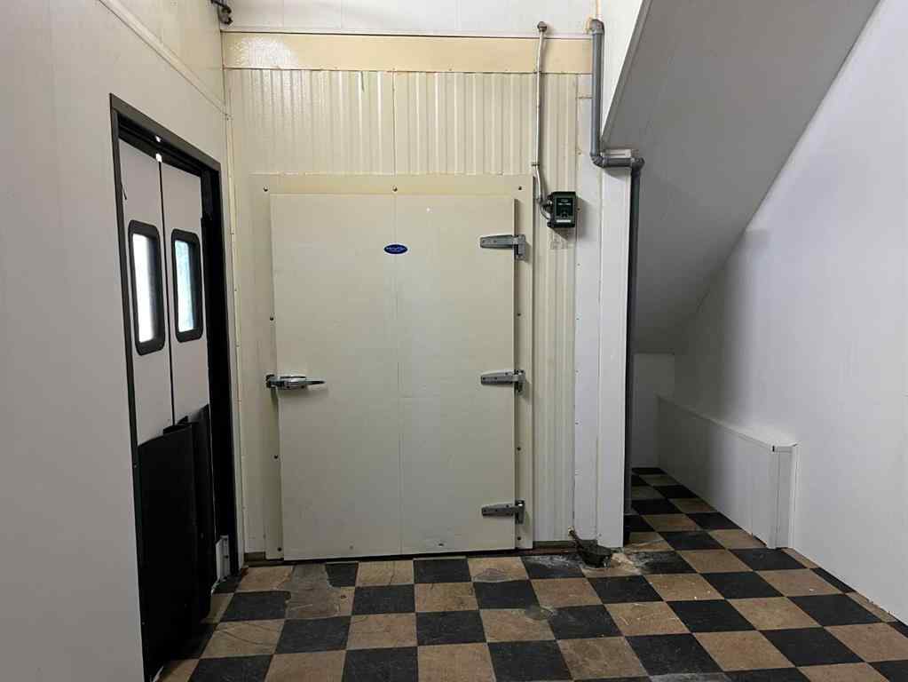 MLS® A2197518 - 101, 701 Centre Street SW in Central High River High River, Commercial