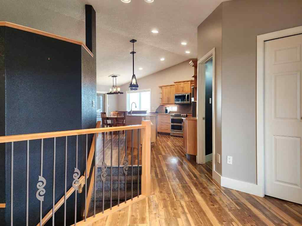 MLS® A2197770 - 11 Link Spur  in NONE Claresholm, Residential