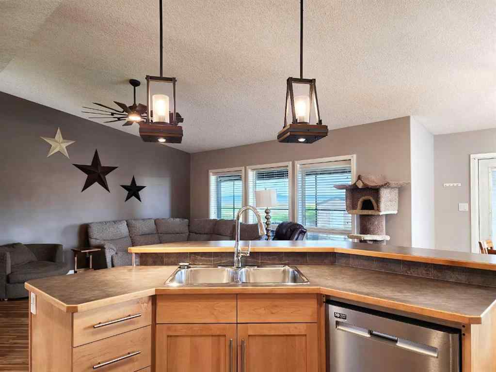 MLS® A2197770 - 11 Link Spur  in NONE Claresholm, Residential