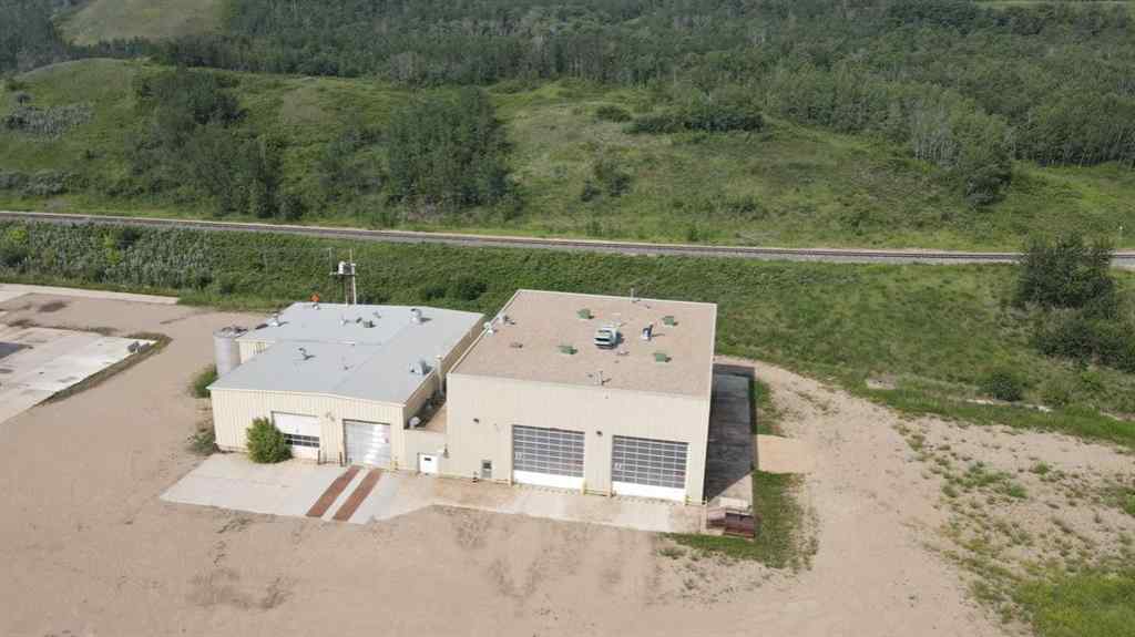 MLS® A2197781 - 8610 87 Avenue  in Industrial Area Peace River, Commercial