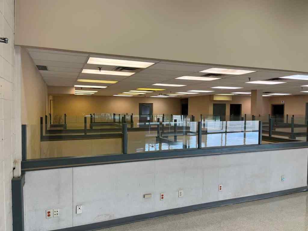 MLS® A2197781 - 8610 87 Avenue  in Industrial Area Peace River, Commercial