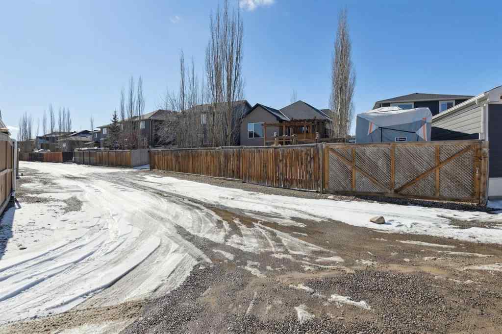 MLS® A2197796 - 25 Westridge Way  in Westridge Okotoks, Residential
