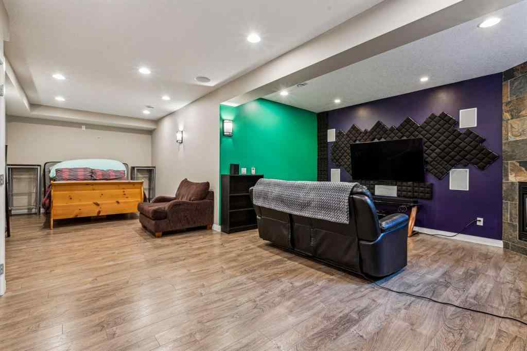 MLS® A2197796 - 25 Westridge Way  in Westridge Okotoks, Residential