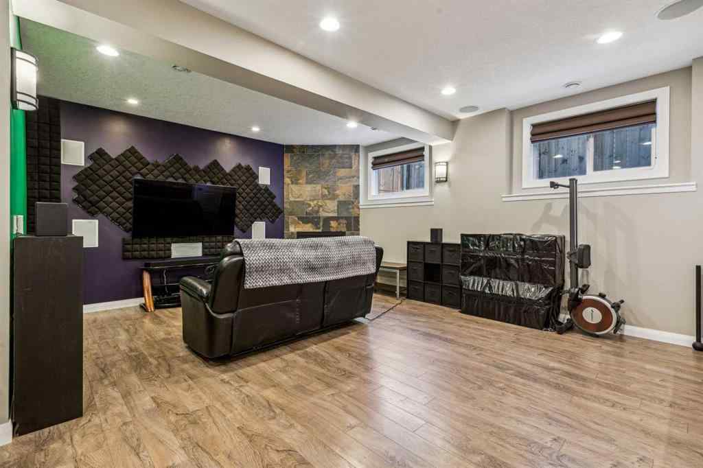 MLS® A2197796 - 25 Westridge Way  in Westridge Okotoks, Residential