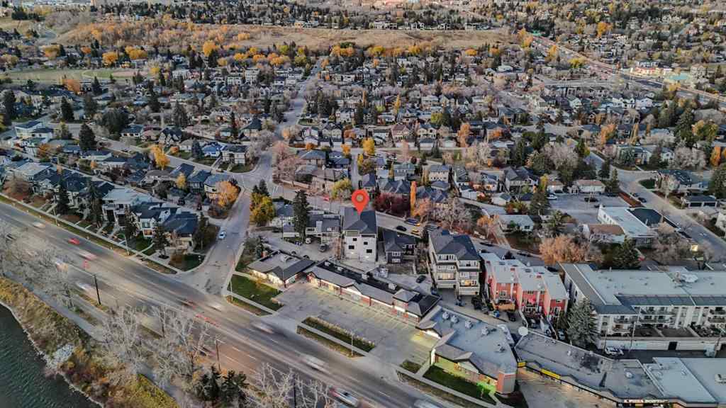 MLS® A2197870 - Unit #2 2633 1 Avenue NW in West Hillhurst Calgary, Residential