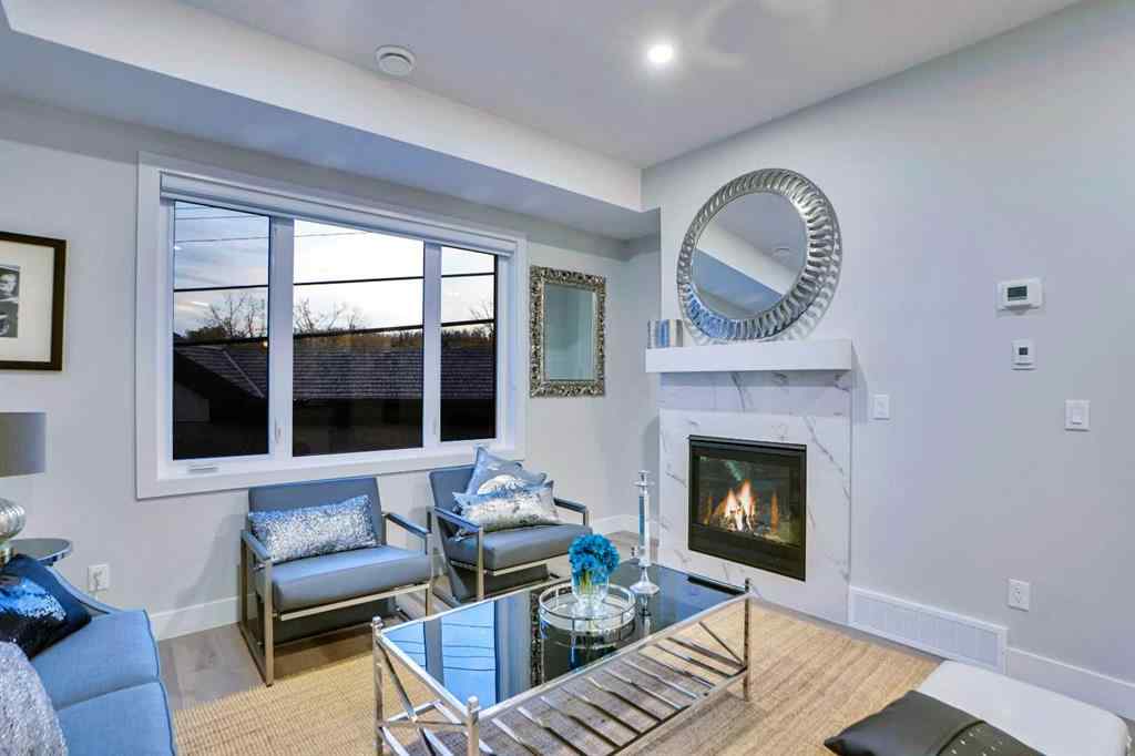 MLS® A2197870 - Unit #2 2633 1 Avenue NW in West Hillhurst Calgary, Residential