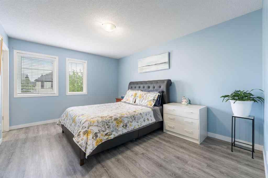 MLS® A2197895 - 4591 Elgin Avenue SE in McKenzie Towne Calgary, Residential