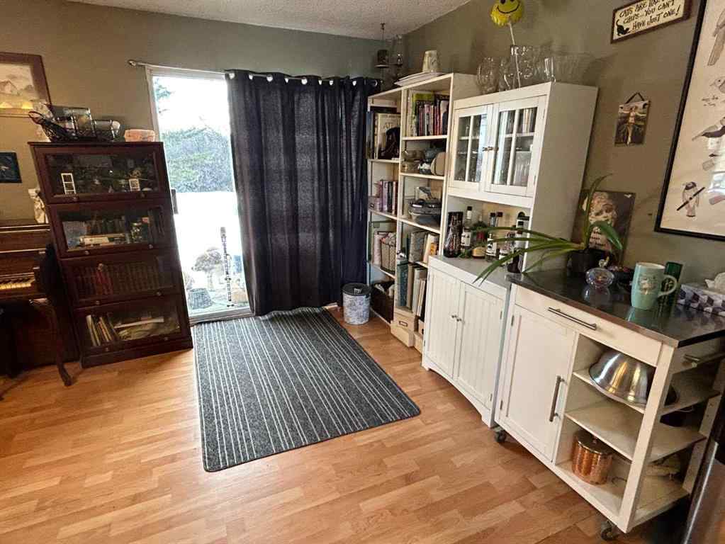 MLS® A2198095 - 25038 Twp Rd 462   in NONE Paradise Valley, Residential