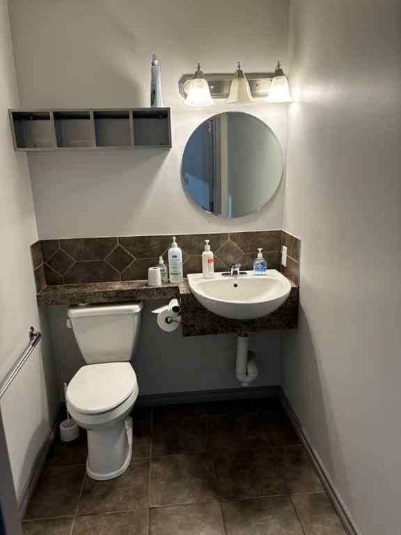 MLS® A2198214 - Unit #22a 416 meridian Road SE in Meridian Calgary, Commercial