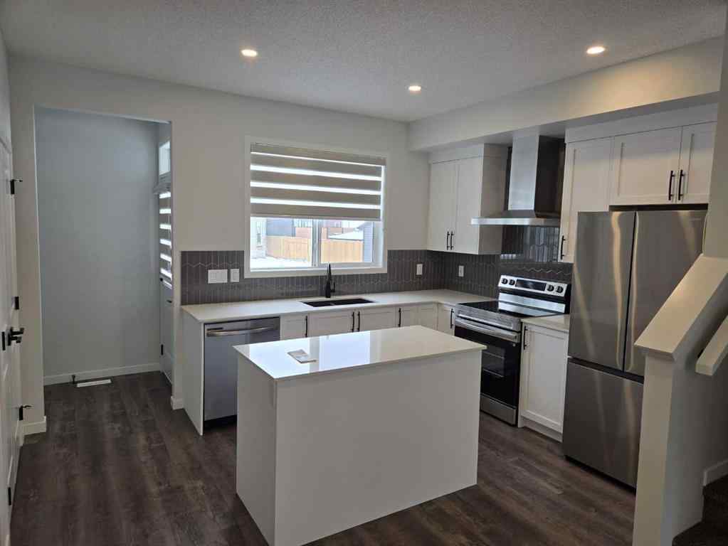 MLS® A2198238 - 90 Aquila Drive NW in Glacier Ridge Calgary, Residential