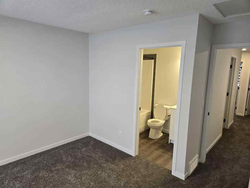 MLS® A2198238 - 90 Aquila Drive NW in Glacier Ridge Calgary, Residential