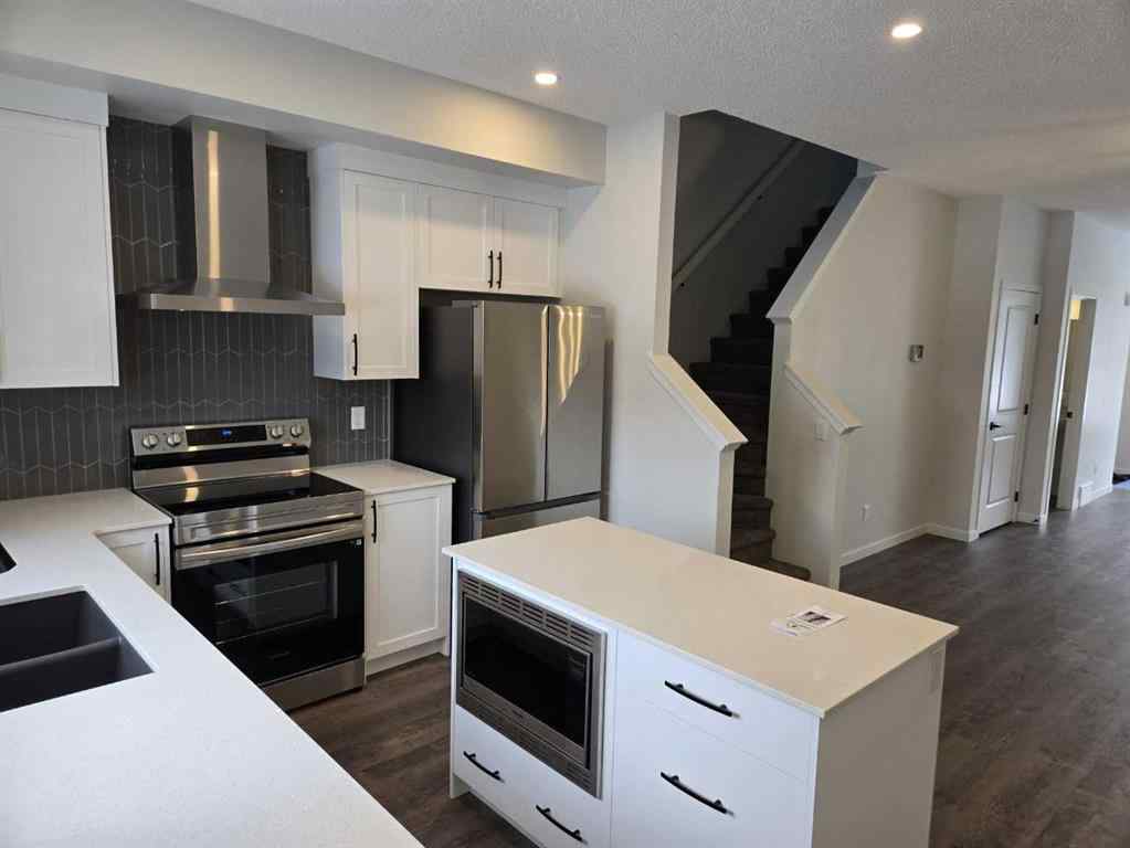MLS® A2198238 - 90 Aquila Drive NW in Glacier Ridge Calgary, Residential