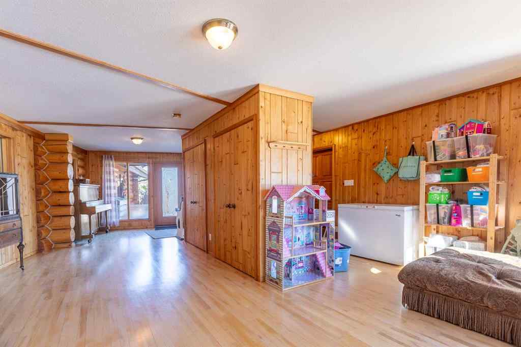 MLS® A2198240 - 40507 Range Road 12   in NONE Bentley, Agri-Business