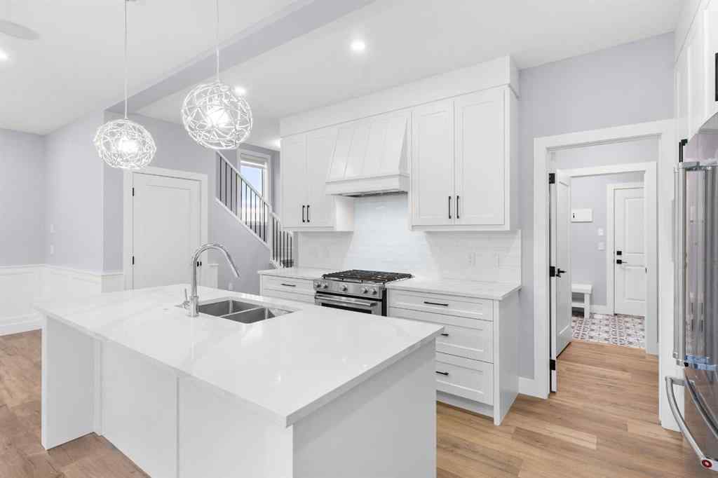 MLS® A2198348 - 700 Mandalay Link  in NONE Carstairs, Residential