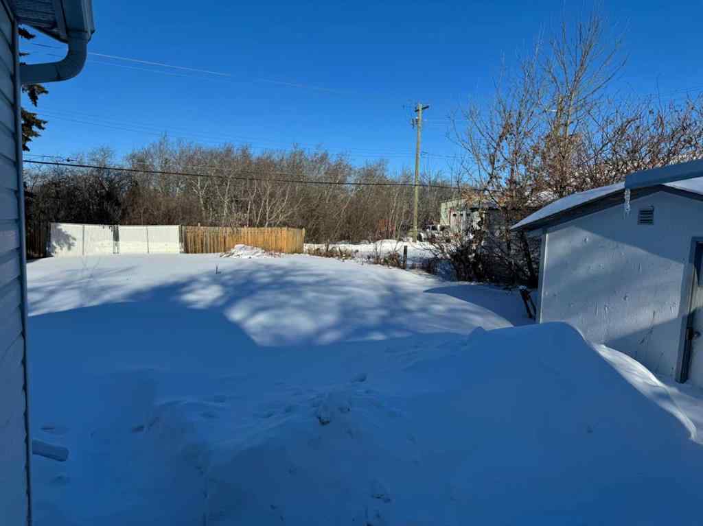 MLS® A2198588 - 5010 57 Street  in West Lloydminster Lloydminster, Residential