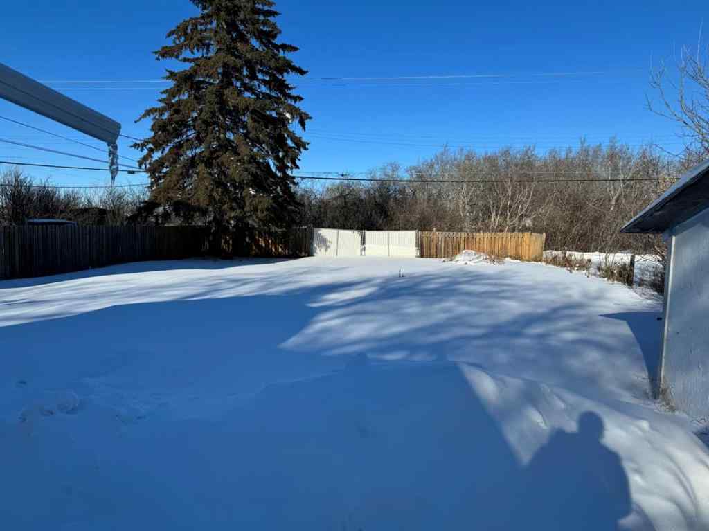 MLS® A2198588 - 5010 57 Street  in West Lloydminster Lloydminster, Residential