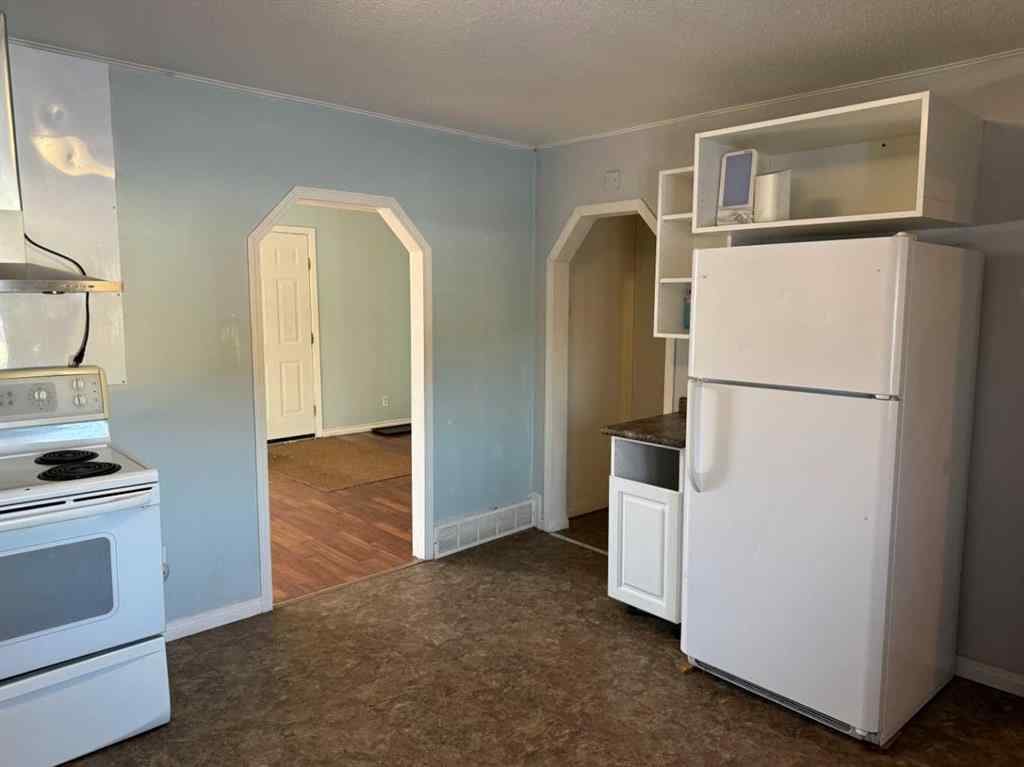 MLS® A2198588 - 5010 57 Street  in West Lloydminster Lloydminster, Residential