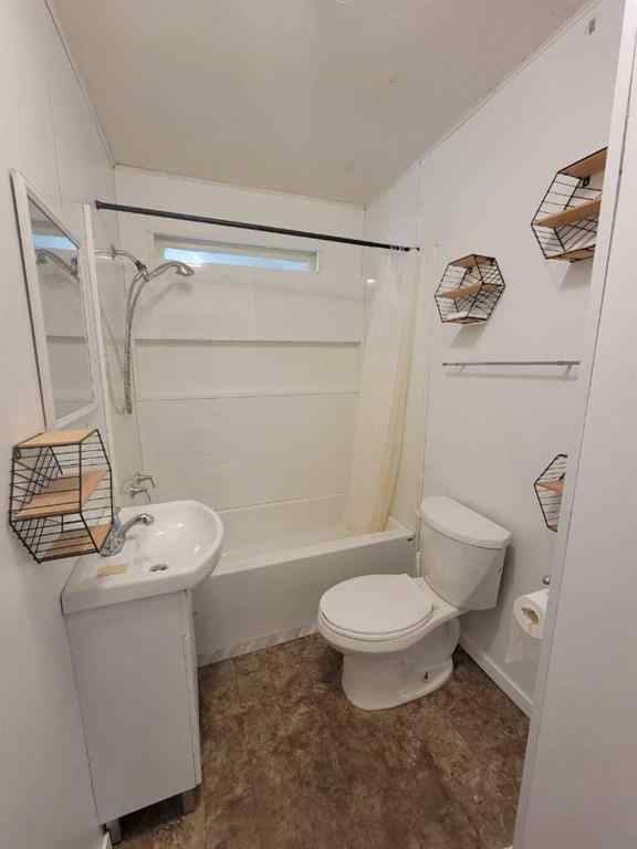 MLS® A2198588 - 5010 57 Street  in West Lloydminster Lloydminster, Residential