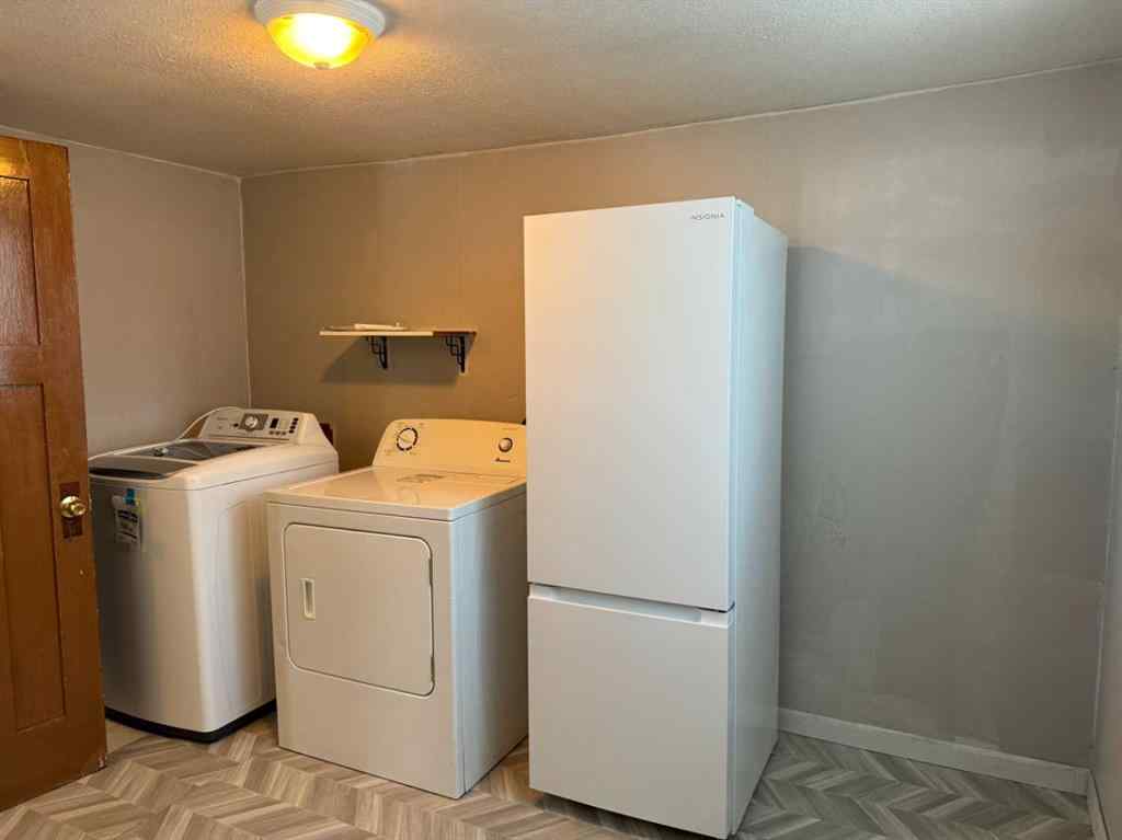 MLS® A2198588 - 5010 57 Street  in West Lloydminster Lloydminster, Residential