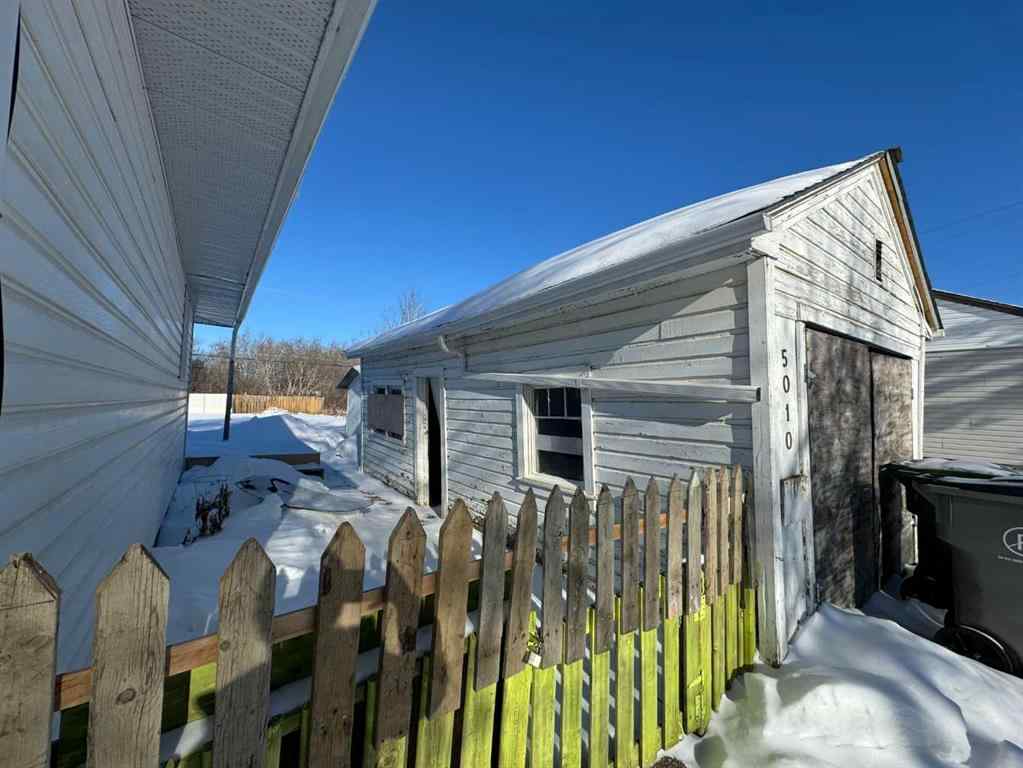 MLS® A2198588 - 5010 57 Street  in West Lloydminster Lloydminster, Residential
