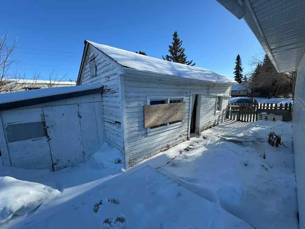 MLS® A2198588 - 5010 57 Street  in West Lloydminster Lloydminster, Residential