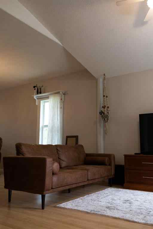 MLS® A2198653 - 812 Homeseekers Avenue  in NONE Rural Cardston County, Residential