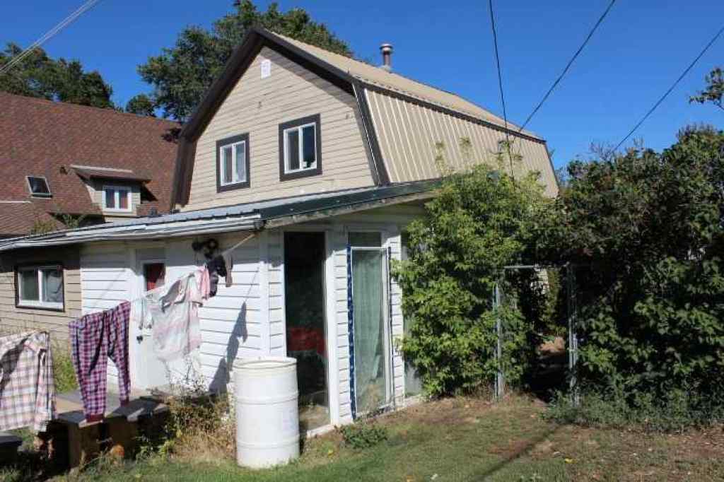 MLS® A2198694 - 309 Centre Street N in NONE Bow Island, Residential