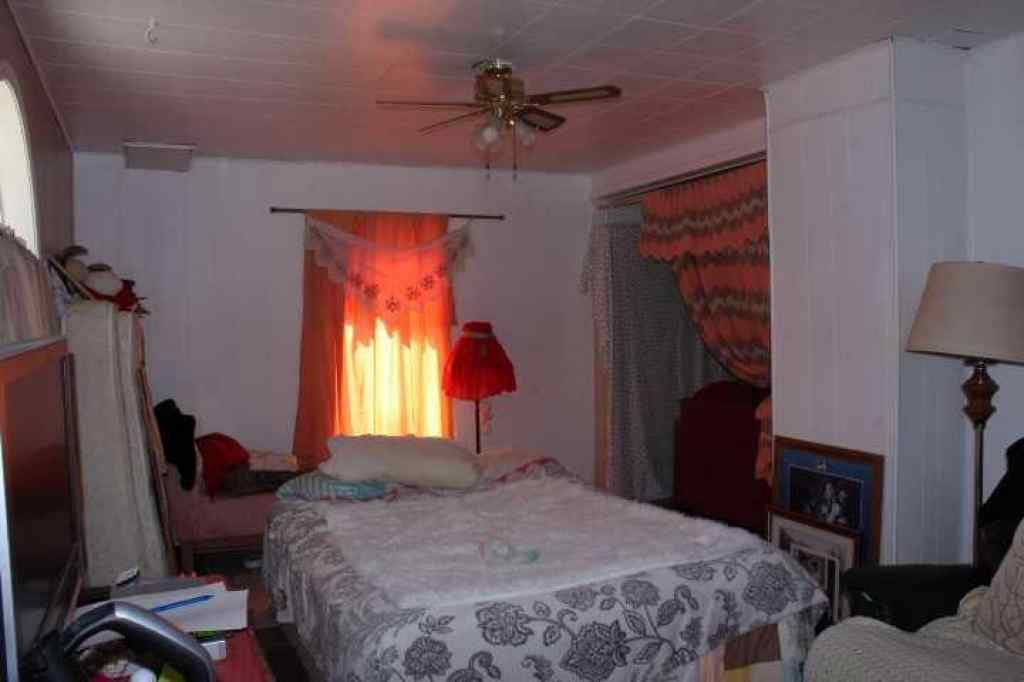 MLS® A2198694 - 309 Centre Street N in NONE Bow Island, Residential
