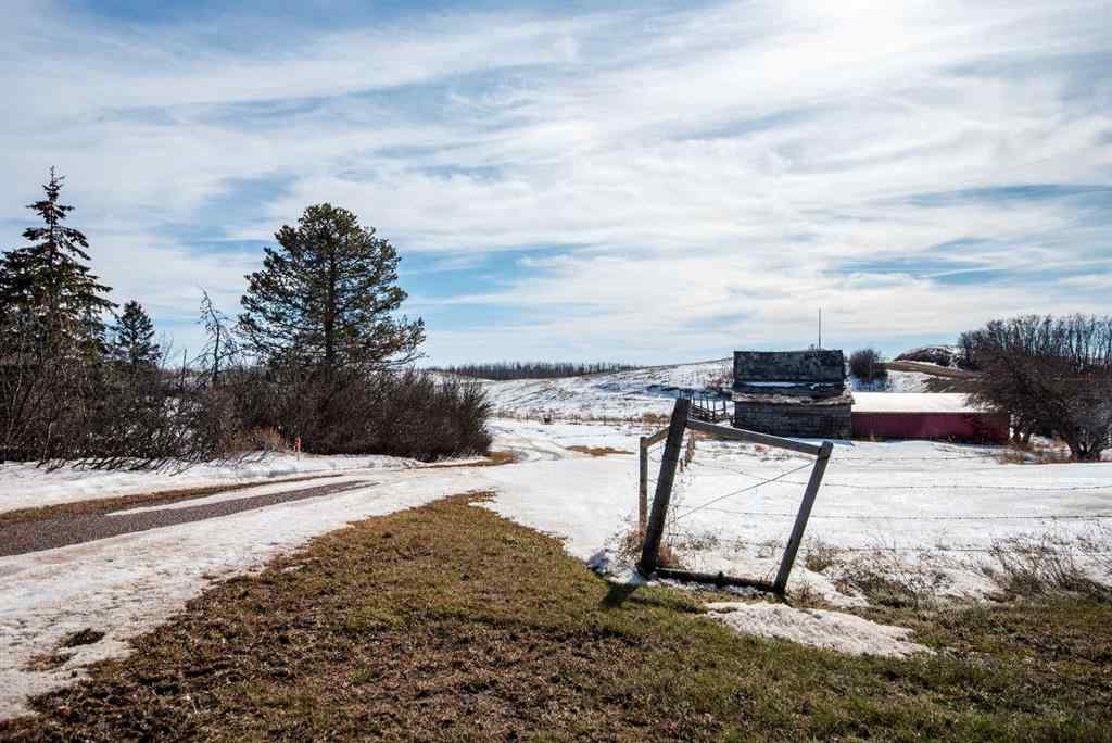 MLS® A2198912 - 213081 585 Highway  in NONE Rural Starland County, Residential