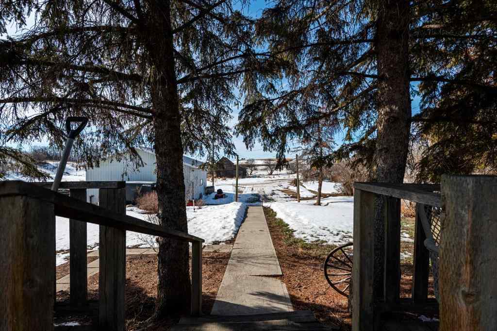 MLS® A2198912 - 213081 585 Highway  in NONE Rural Starland County, Residential