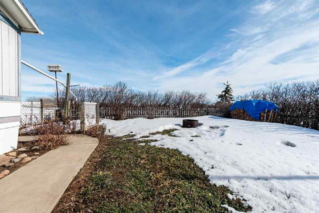MLS® A2198912 - 213081 585 Highway  in NONE Rural Starland County, Residential